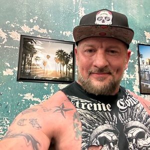 Meet your Posher, Eric